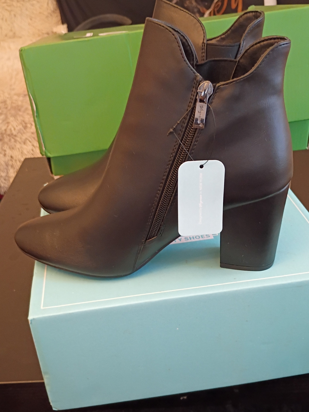 Women's Black Side-Zip Block Heel Ankle Boot